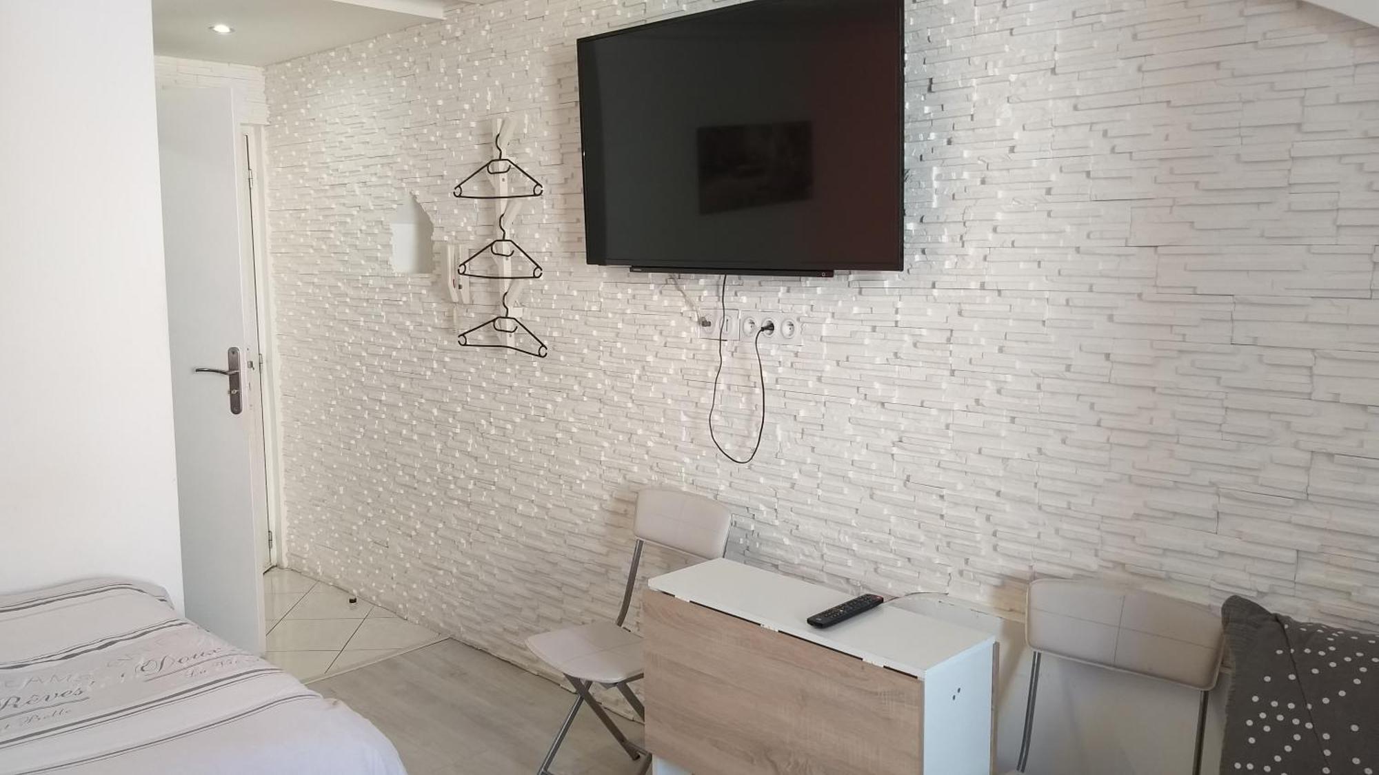 Magnifique Studio Au Coeur Historique De Fréjus Eksteriør billede