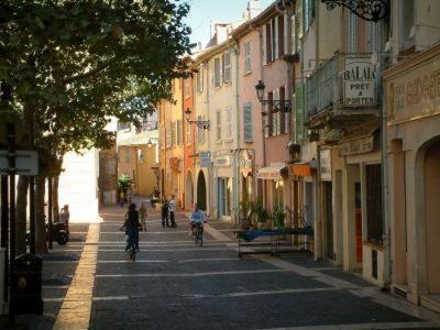 Magnifique Studio Au Coeur Historique De Fréjus Eksteriør billede